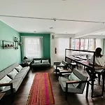 Nereo Rooms